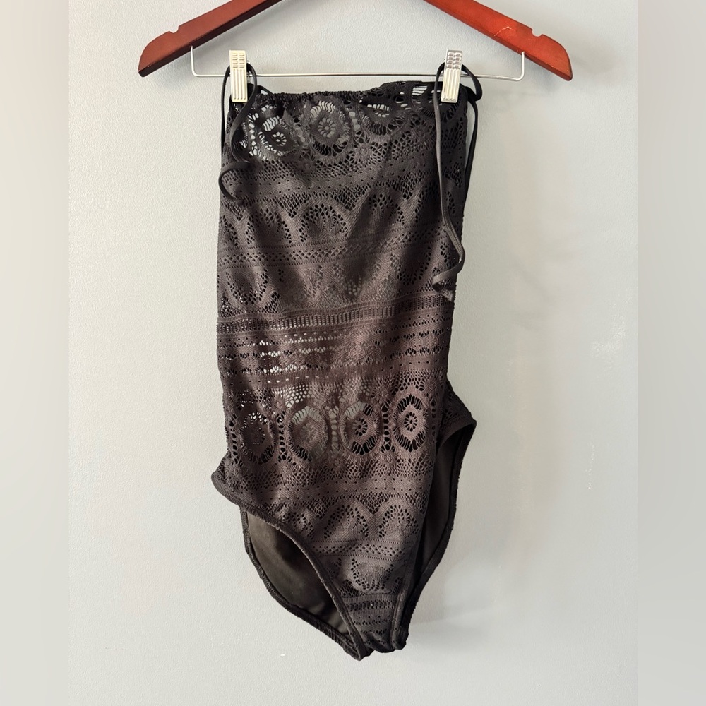 Kenneth Cole Reaction Black Lace Swimwear XL